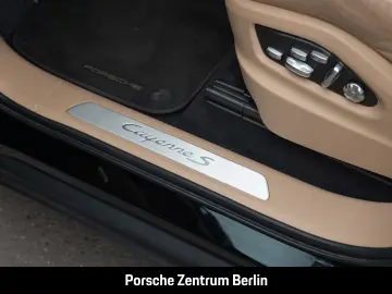 Cayenne S LED-Matrix Standheizung Luftfederung