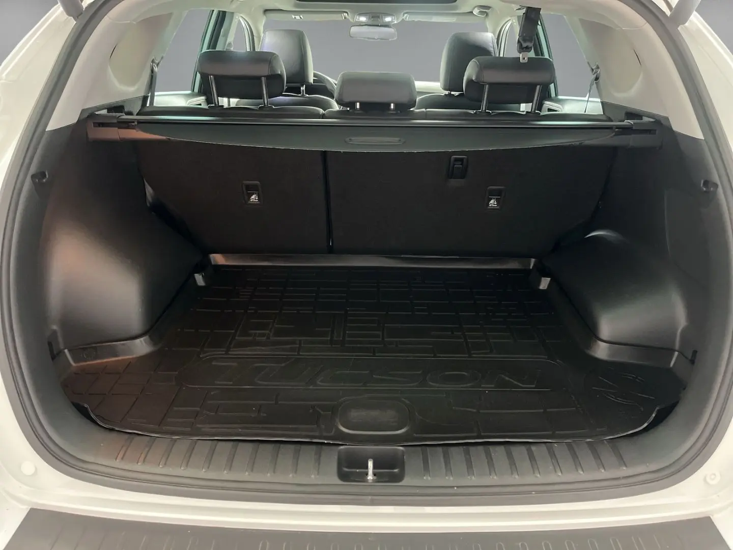 Tucson 2.0 CRDi Premium 4WD Aut.  PANO TOTWINKEL