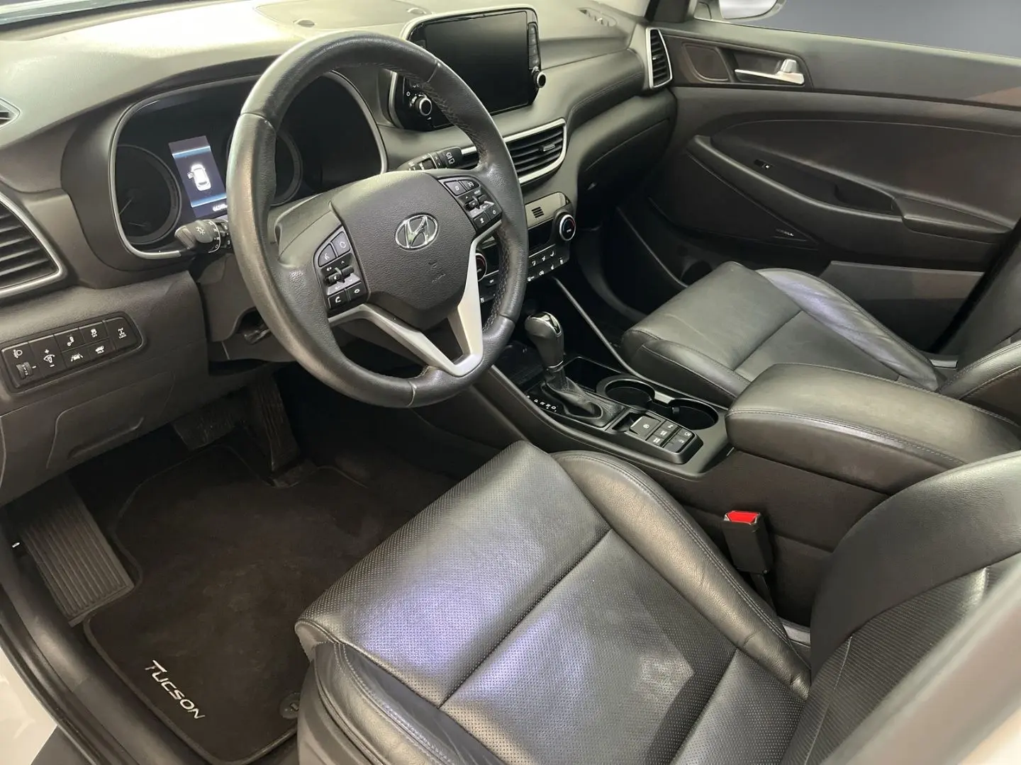 Tucson 2.0 CRDi Premium 4WD Aut.  PANO TOTWINKEL