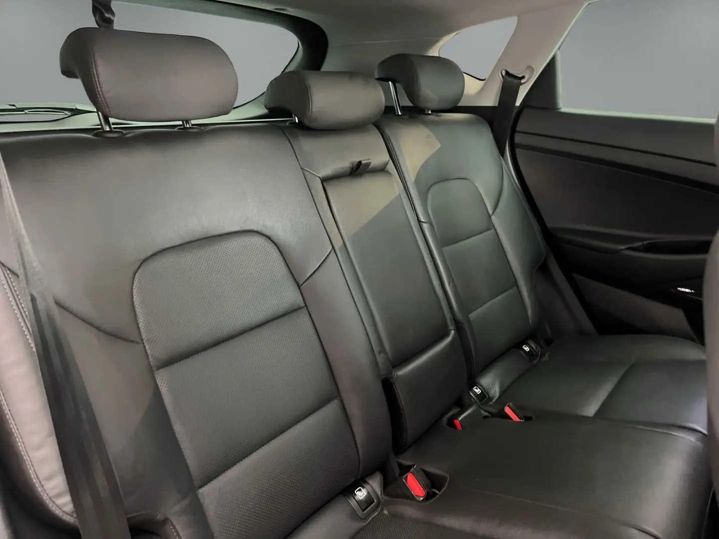 Tucson 2.0 CRDi Premium 4WD Aut.  PANO TOTWINKEL