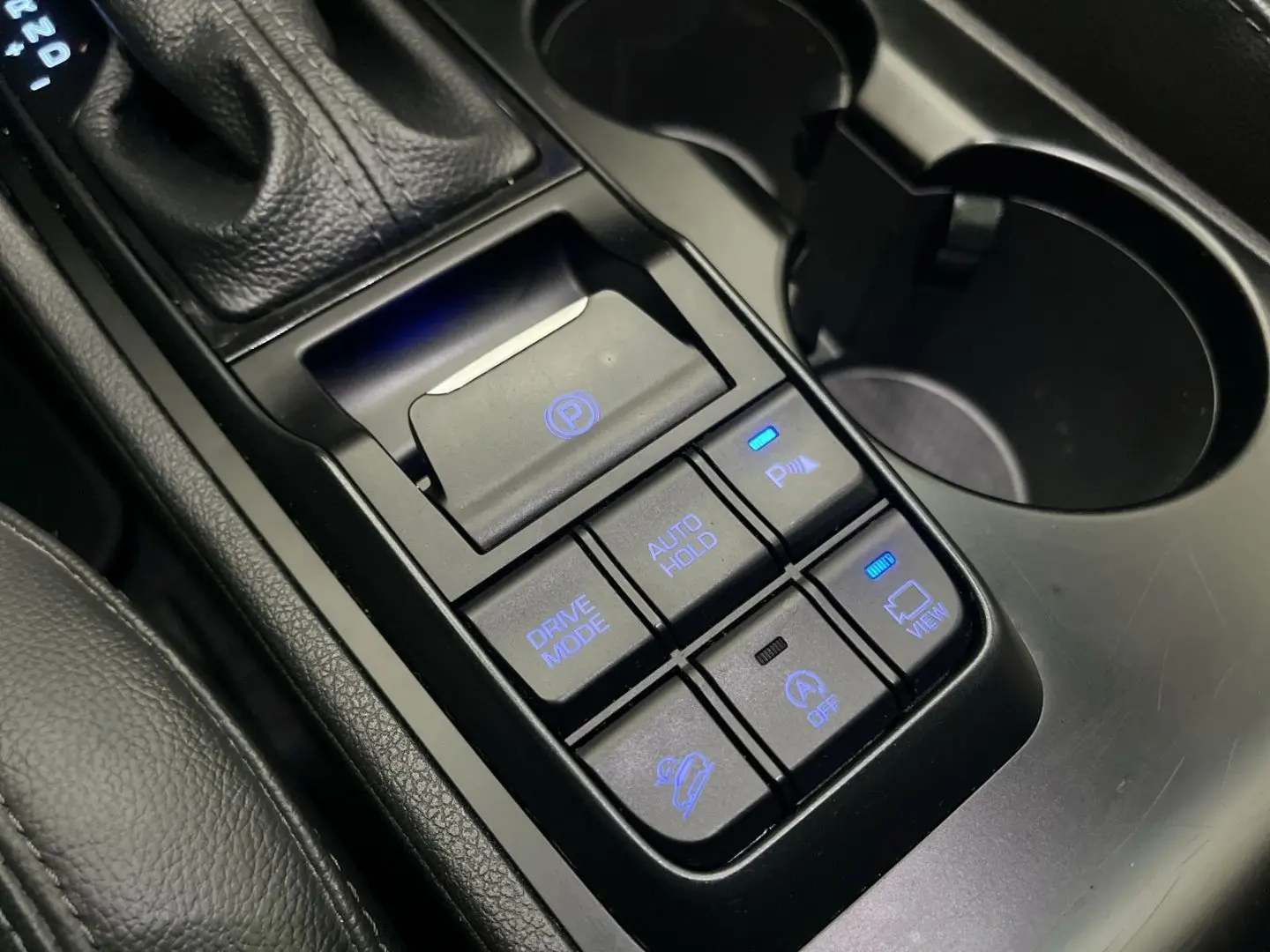 Tucson 2.0 CRDi Premium 4WD Aut.  PANO TOTWINKEL