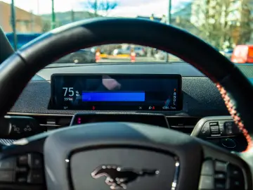 FORD MUSTANG Mach E AWD Premium