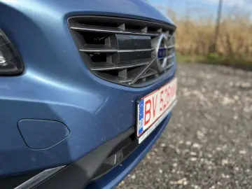 Volvo V60 D6  R-Design Full Option Plug-in Hybrid