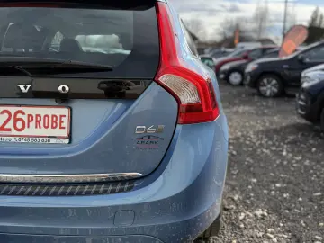 Volvo V60 D6  R-Design Full Option Plug-in Hybrid