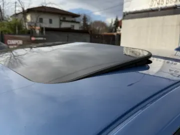 Volvo V60 D6  R-Design Full Option Plug-in Hybrid