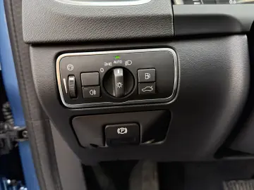 Volvo V60 D6  R-Design Full Option Plug-in Hybrid