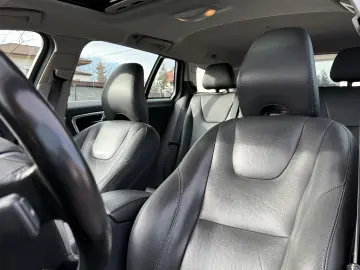 Volvo V60 D6  R-Design Full Option Plug-in Hybrid