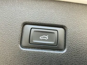 Q5 Sportback 40 TDI QU S-LINE MATRIX NAV RFK ACC