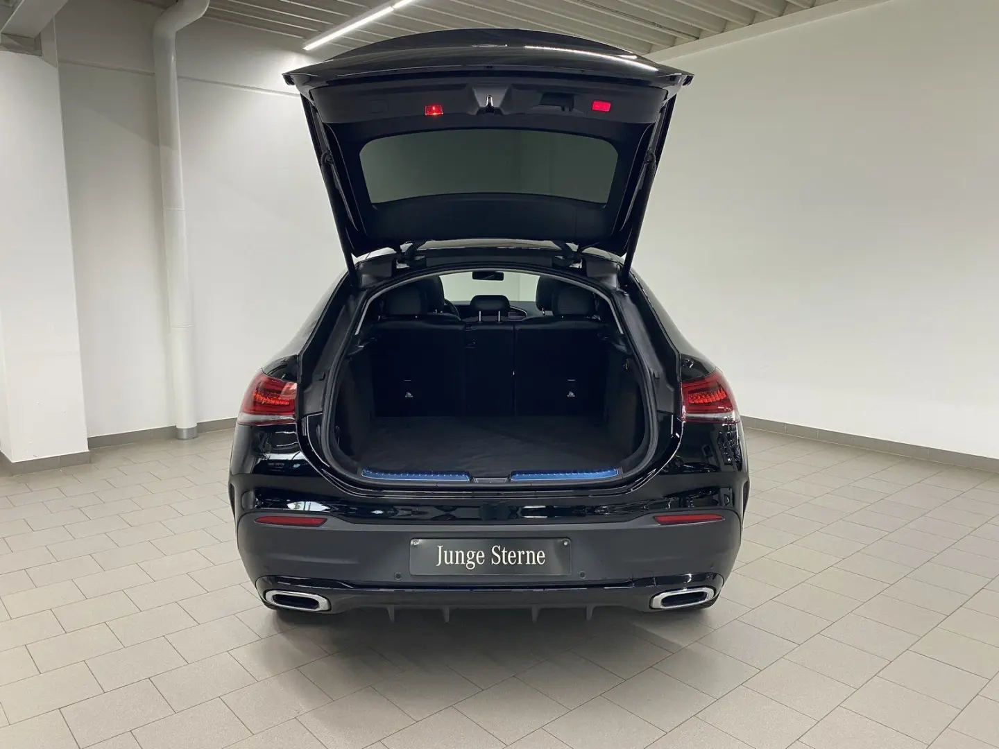 GLE 400 d 4M COUPÉ AMG NIGHT PANO DIST LED 360