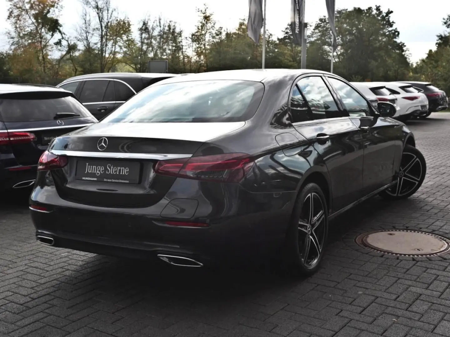 E 300 e Avantgarde Night Panorama Distronic