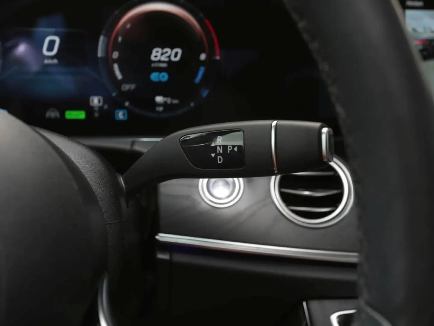 E 300 e Avantgarde Night Panorama Distronic