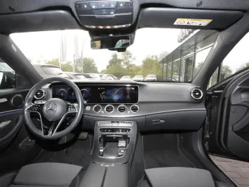 E 300 e Avantgarde Night Panorama Distronic