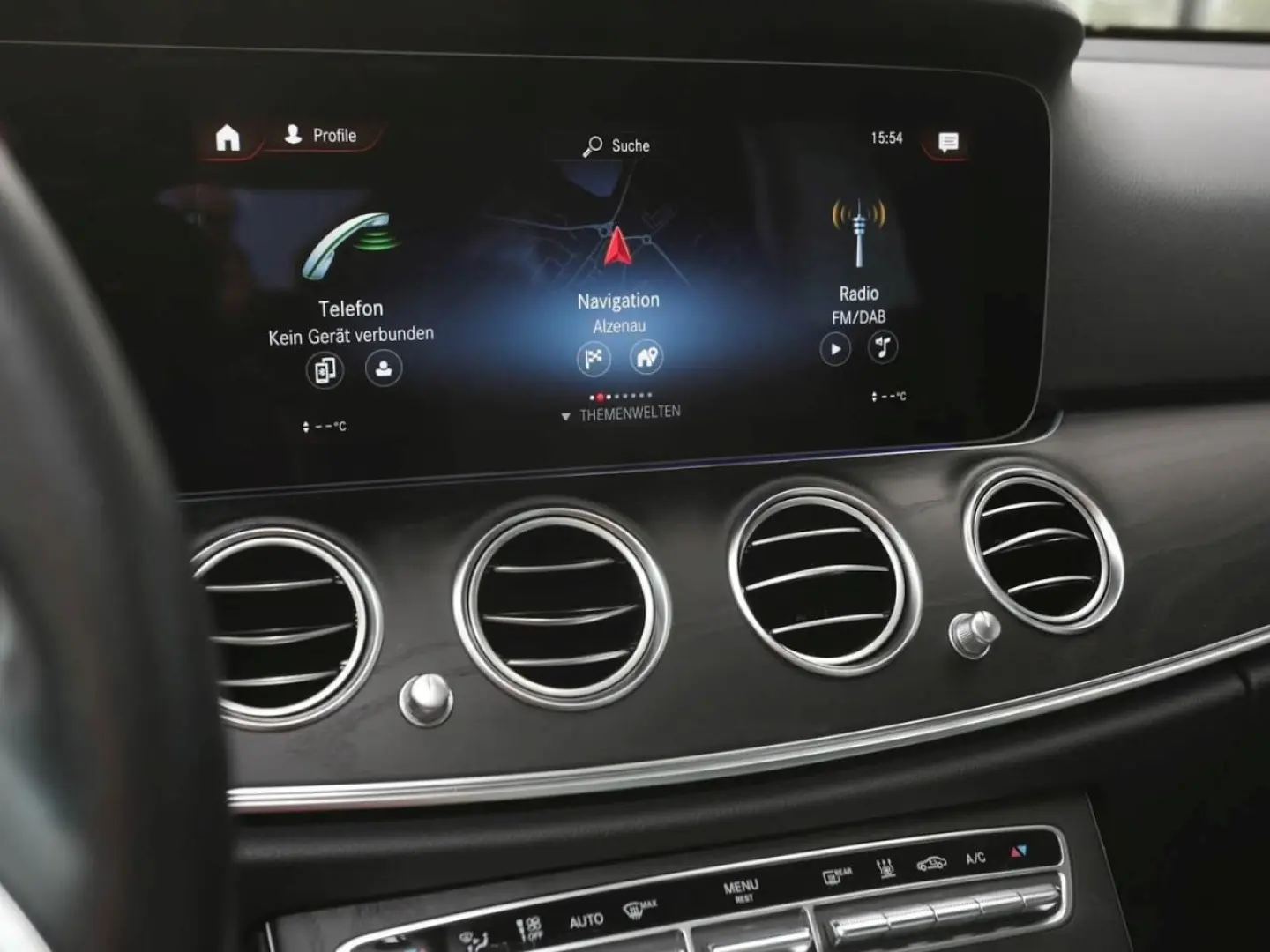 E 300 e Avantgarde Night Panorama Distronic