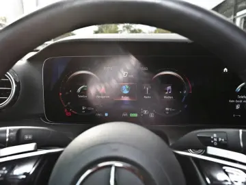 E 300 e Avantgarde Night Panorama Distronic