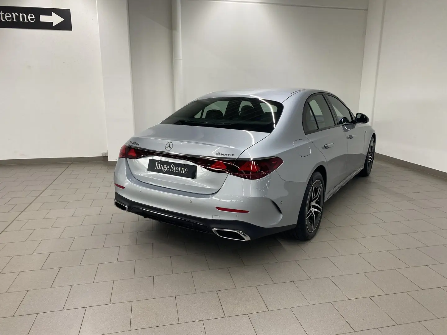 E 300 de 4M AMG NIGHT DISTR AHK LED KAMERA KLIMA