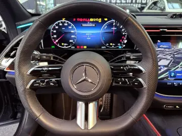 E 300 de AMG Premium SUPERSCREEN PANO BURM4D AHK