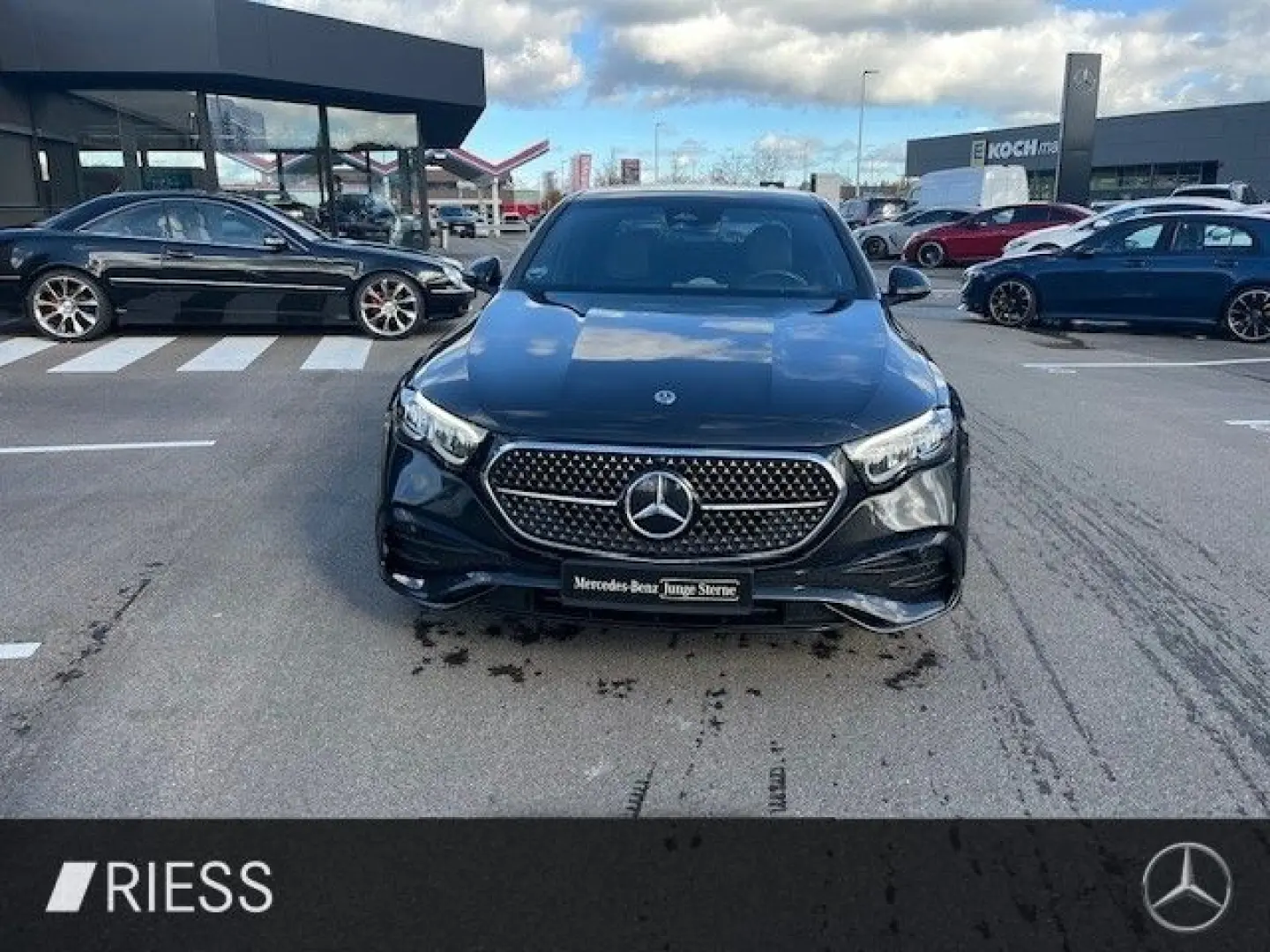 E 300 e Lim AMG Sport Night Distr Pano W-Paket 1