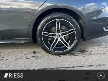 E 300 e Lim AMG Sport Night Distr Pano W-Paket 1