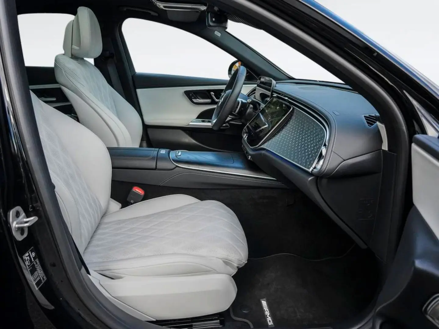 E 400 e 4M AMG-LINE PREMIUM PLUS UPE 111.354