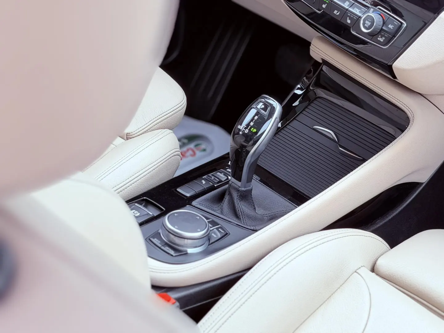 BMW X1 sDrive 20i Sport Line