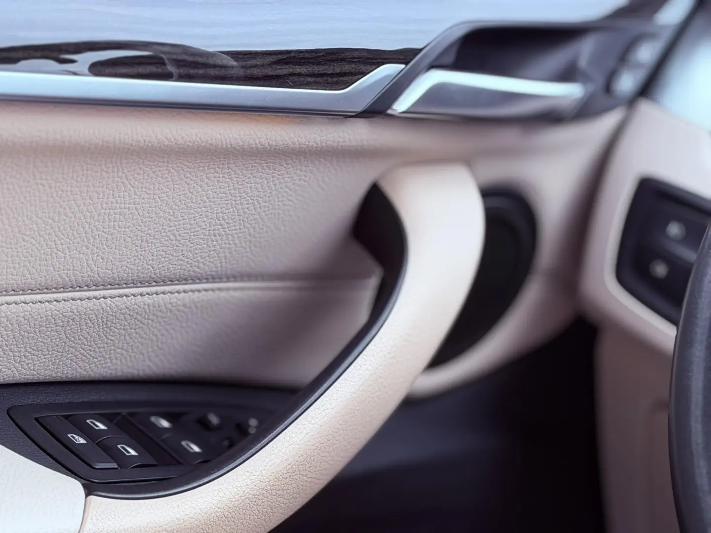 BMW X1 sDrive 20i Sport Line