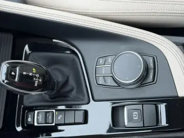 BMW X1 sDrive 20i Sport Line