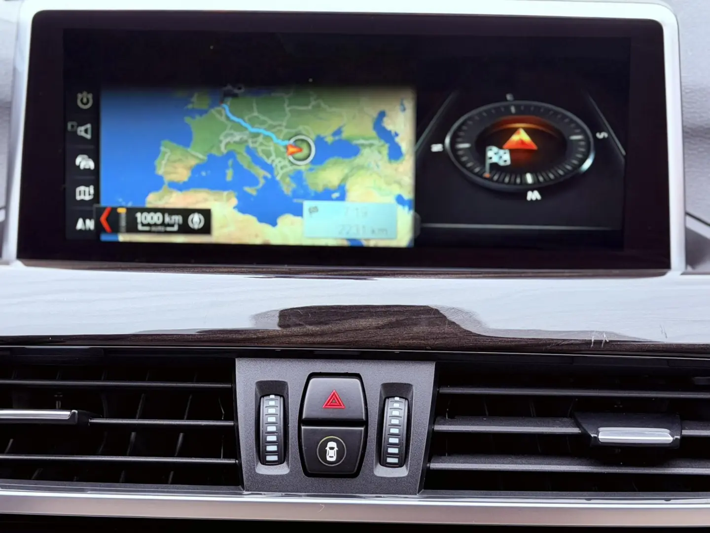 BMW X1 sDrive 20i Sport Line