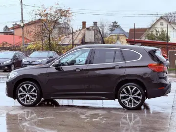 BMW X1 sDrive 20i Sport Line