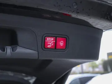 GLE 53 AMG 4M  Multibeam Panorama Distronic AHK