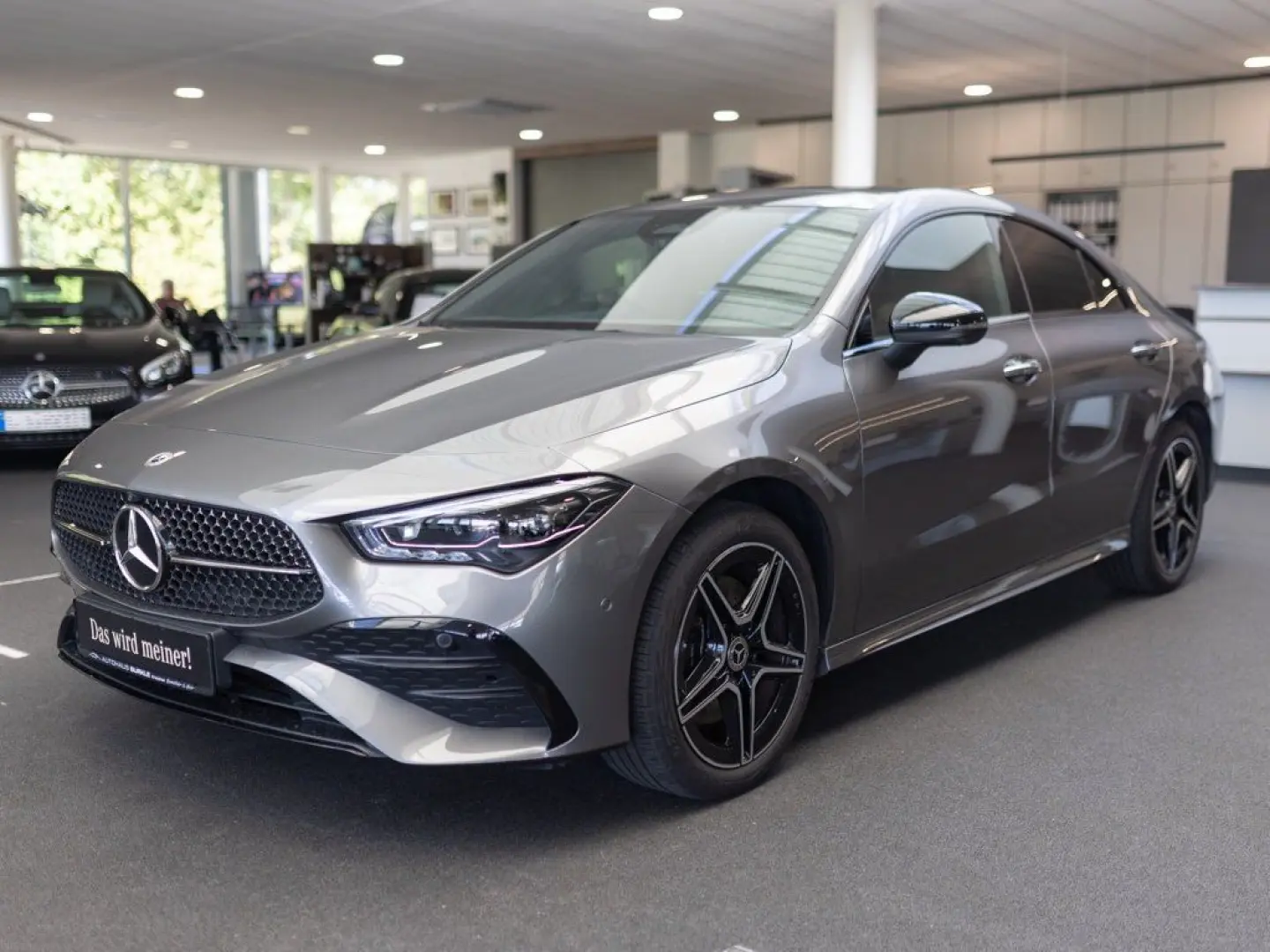 CLA 250 e AMG Plus Pano 360  Keyless Memo Multi
