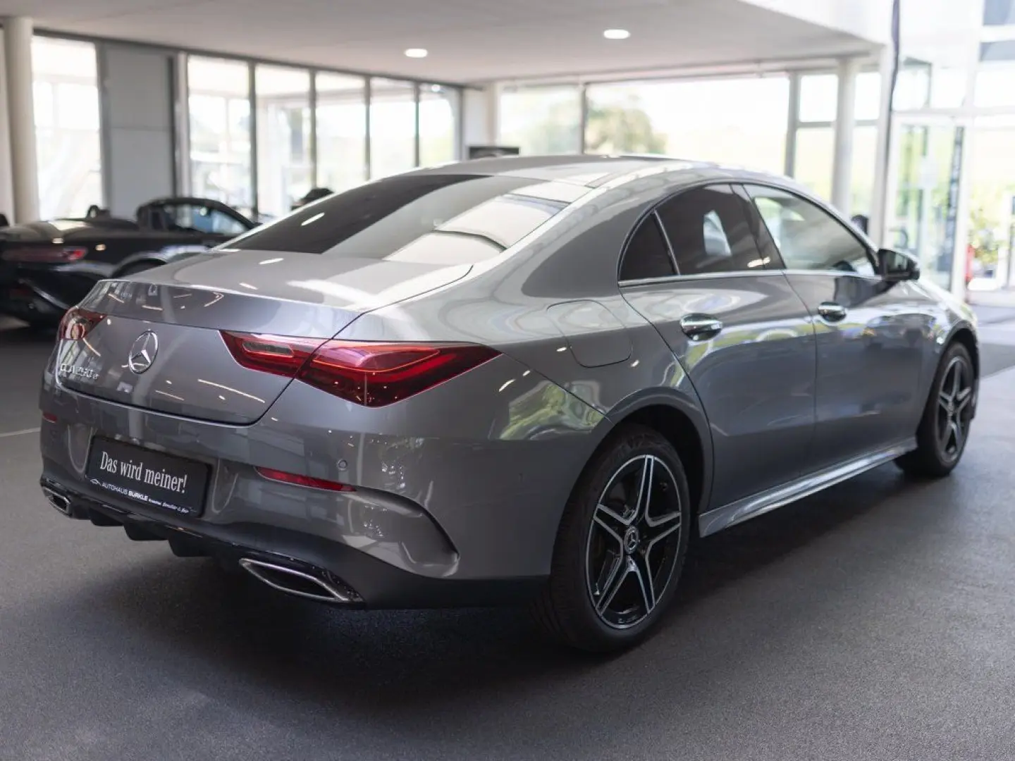 CLA 250 e AMG Plus Pano 360  Keyless Memo Multi