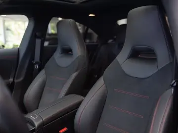 CLA 250 e AMG Plus Pano 360  Keyless Memo Multi