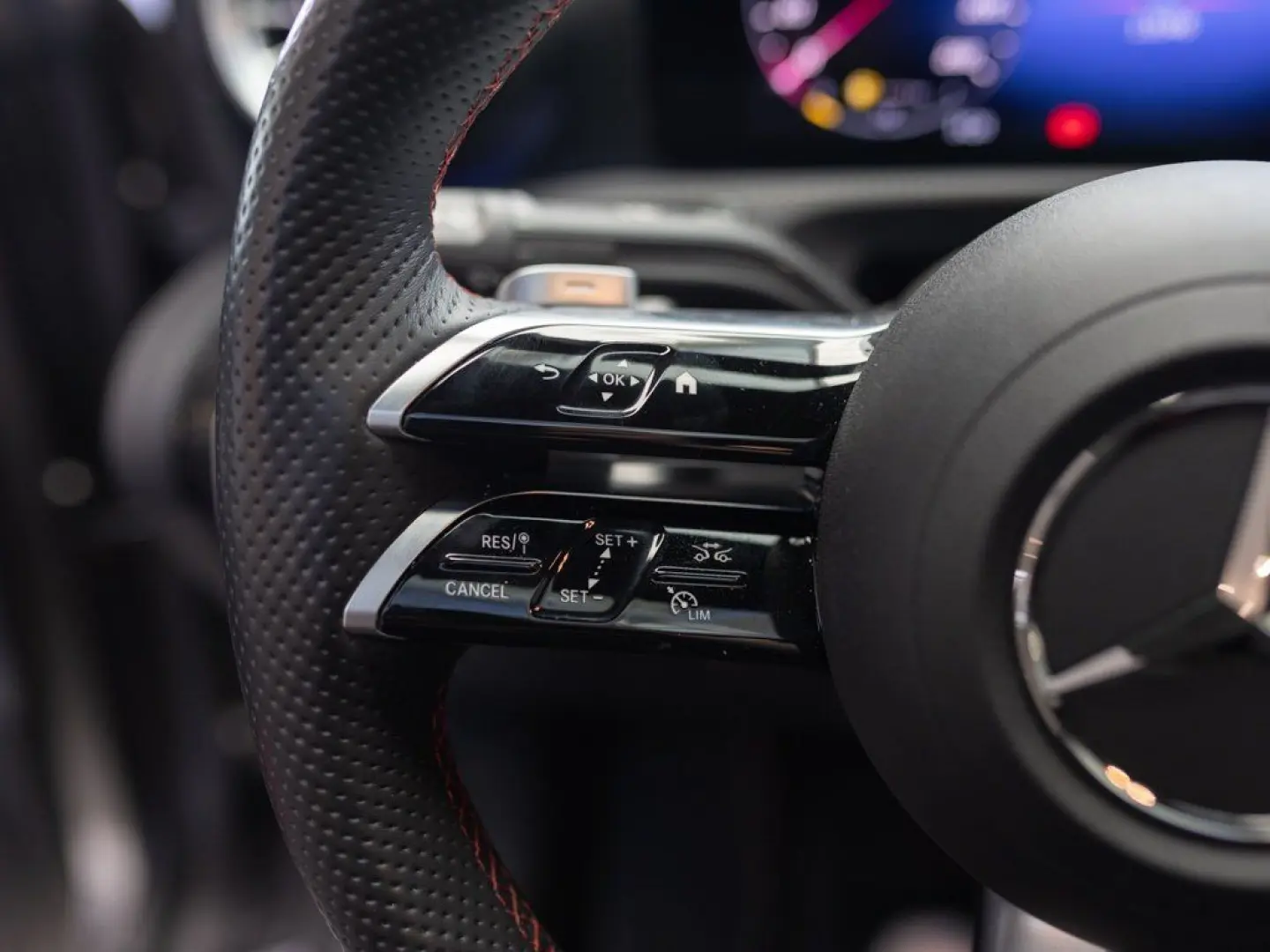 CLA 250 e AMG Plus Pano 360  Keyless Memo Multi