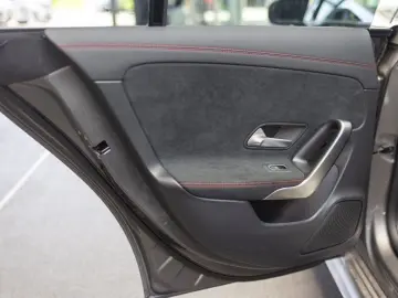 CLA 250 e AMG Plus Pano 360  Keyless Memo Multi