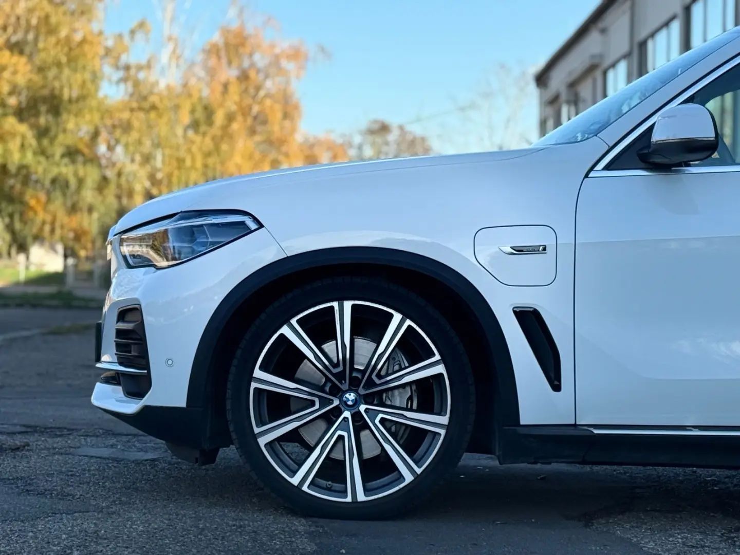 X5 xDrive 45 e ACC L-Fahrwerk 22Zoll AHK Kamera