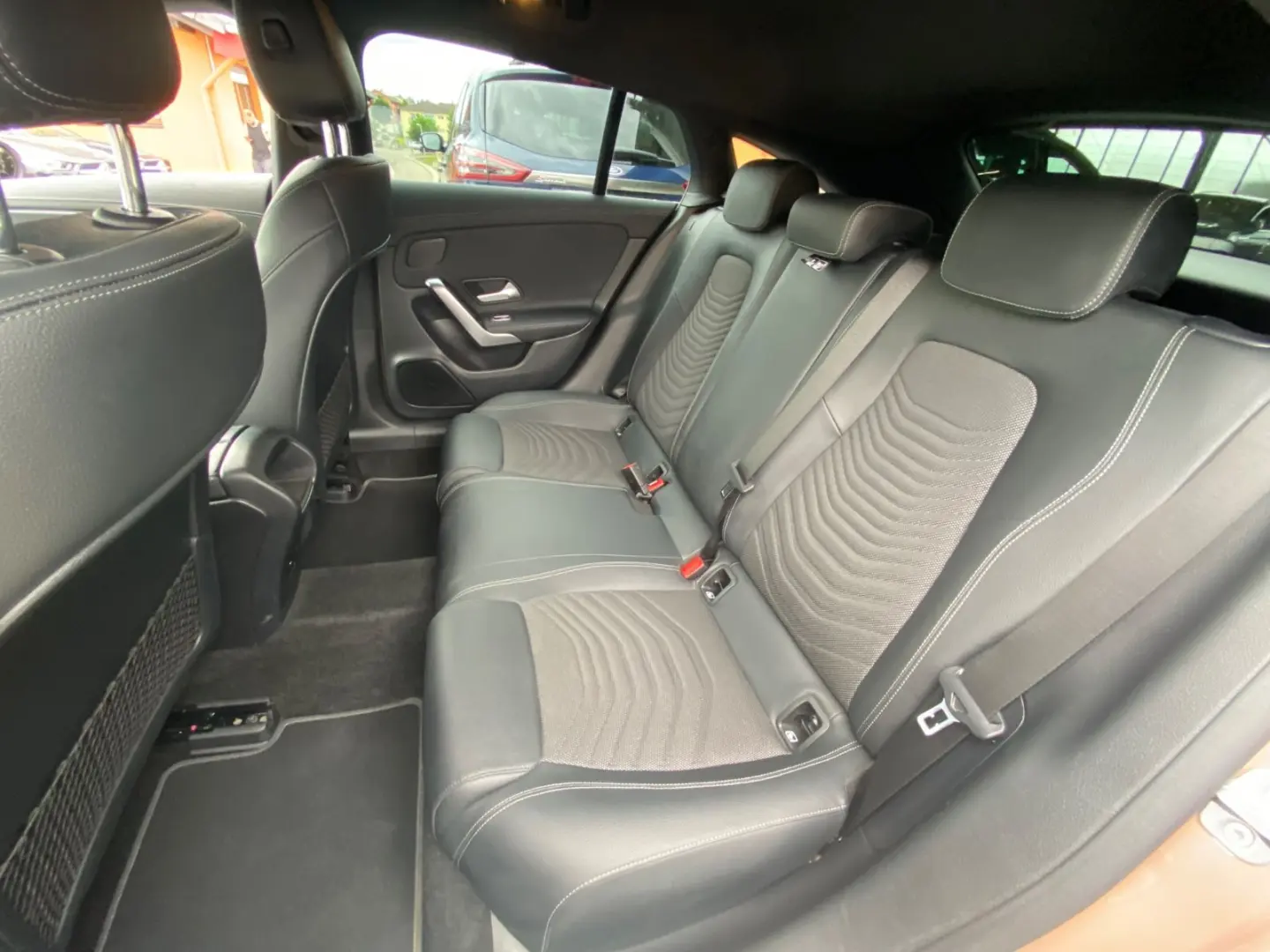 CLA 250 Shooting Brake  Ambi 18