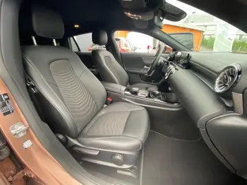 CLA 250 Shooting Brake  Ambi 18