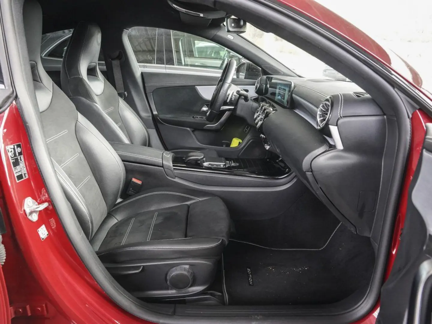 CLA 250 e AMG Line Night Ambiente MBUX-Navi LED