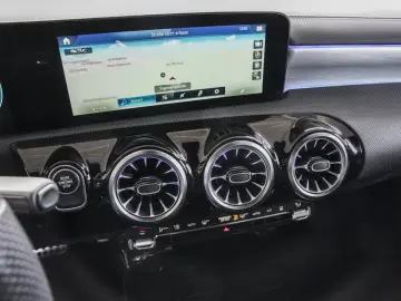CLA 250 e AMG Line Night Ambiente MBUX-Navi LED