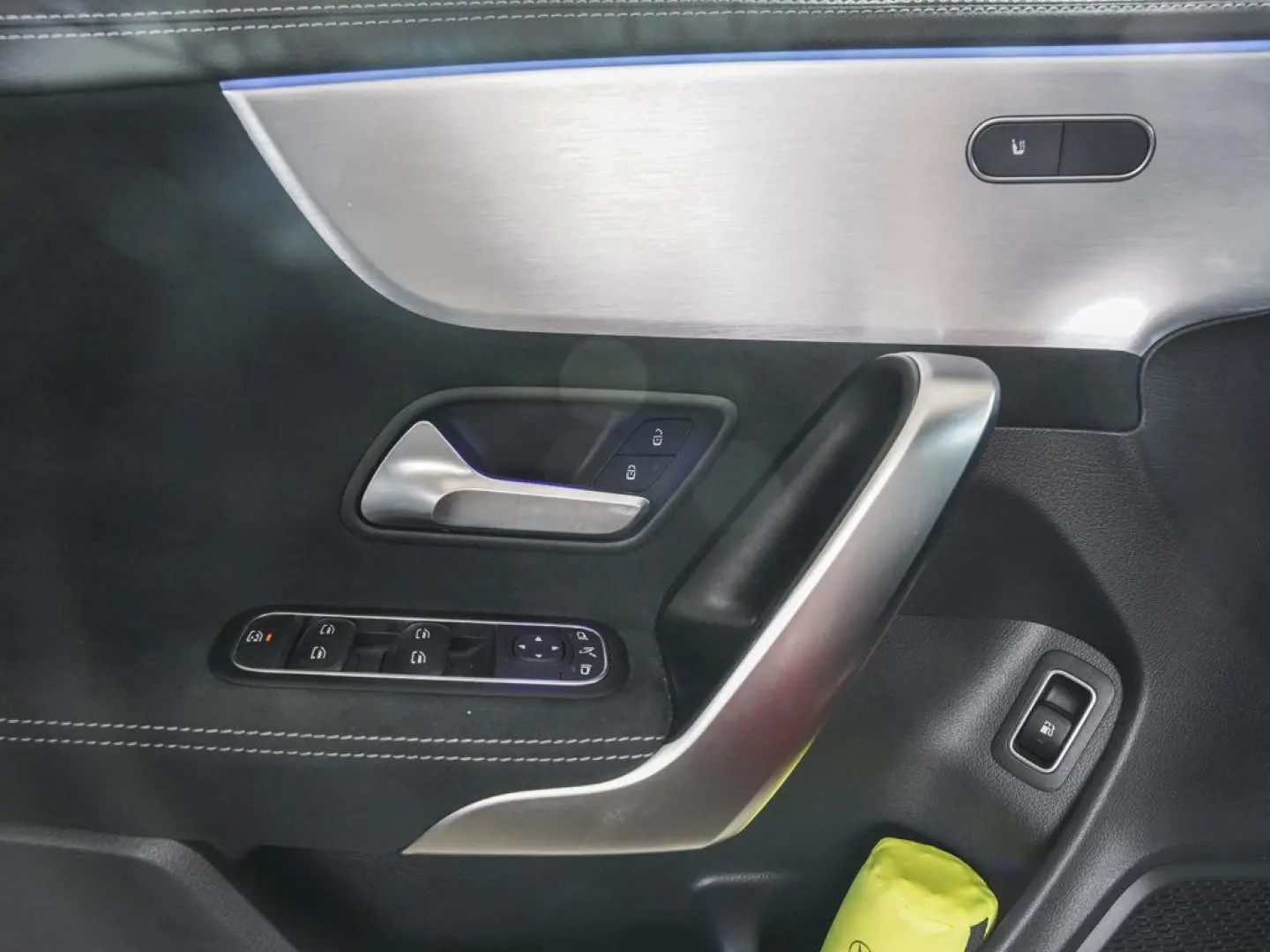 CLA 250 e AMG Line Night Ambiente MBUX-Navi LED