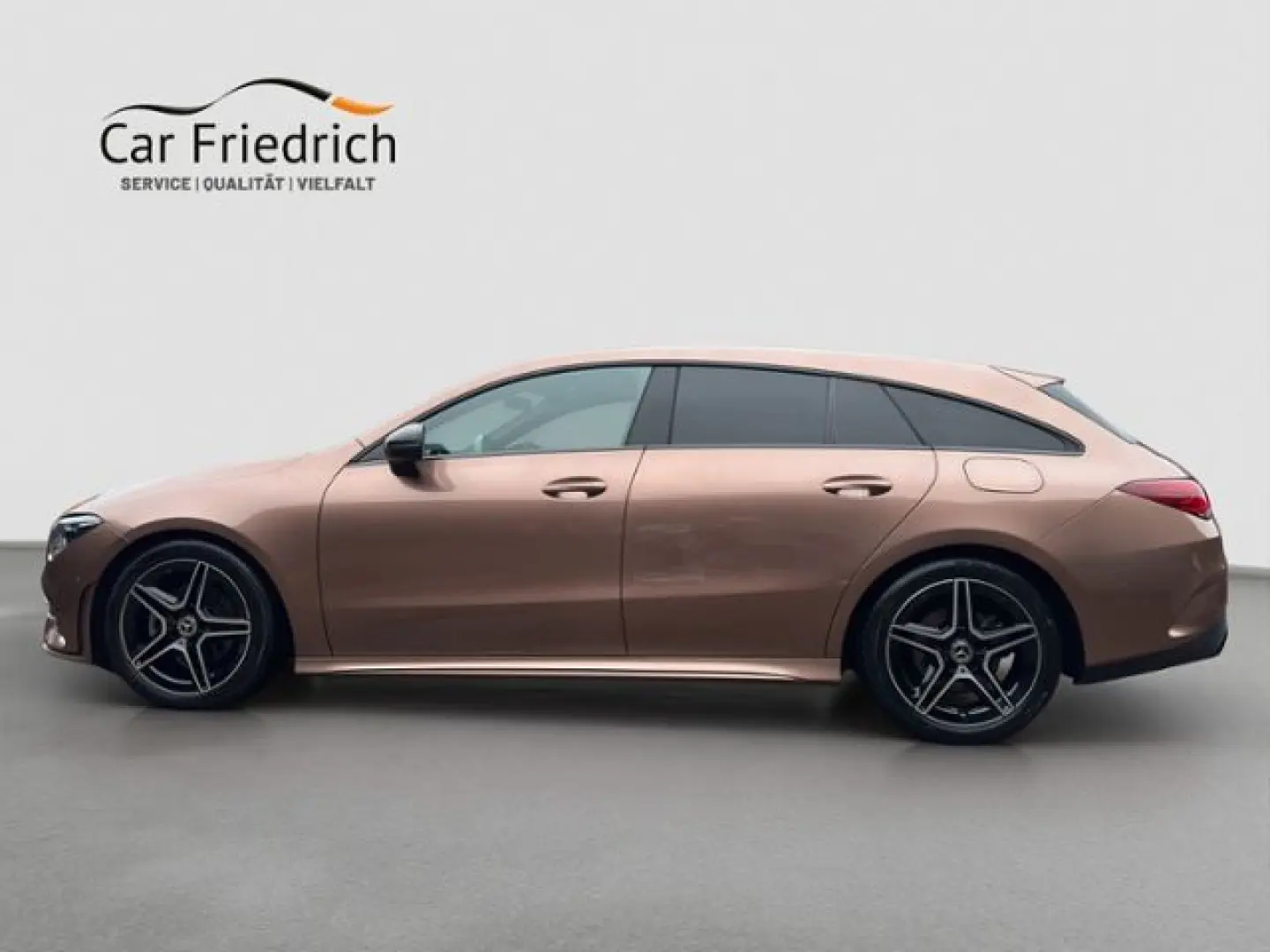 CLA 200  Shooting Brake AMG LINE AHK PANO