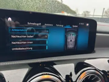 CLA 200  Shooting Brake AMG LINE AHK PANO