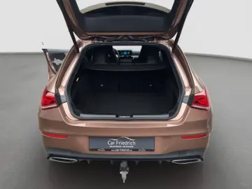 CLA 200  Shooting Brake AMG LINE AHK PANO