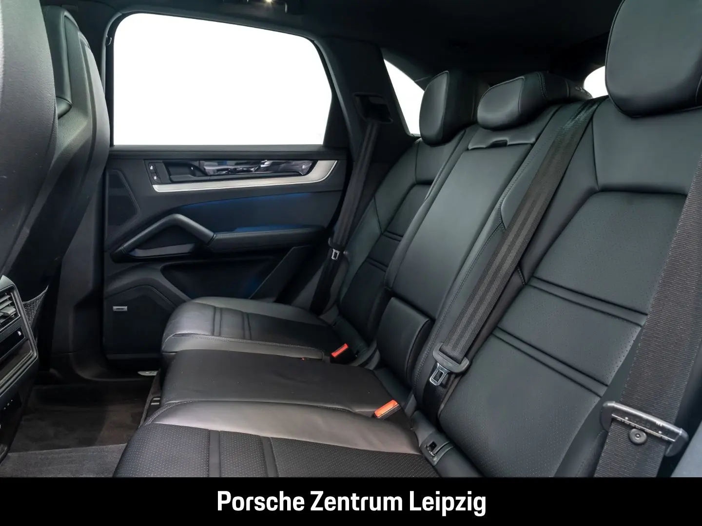 Cayenne E-Hybrid SportDesign Sportabgas InnoDriv