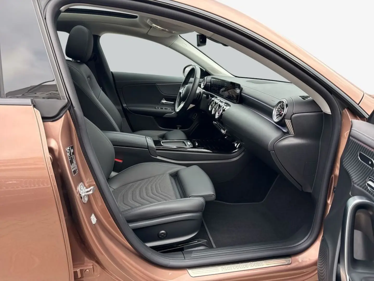 CLA 180 7G-DCT Progressive Line Advanced