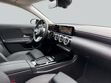 CLA 180 7G-DCT Progressive Line Advanced