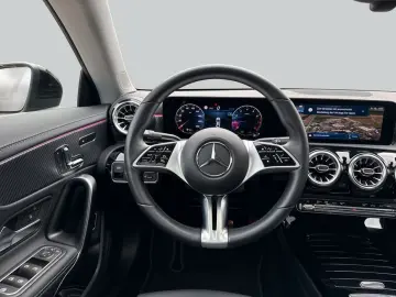 CLA 180 7G-DCT Progressive Line Advanced