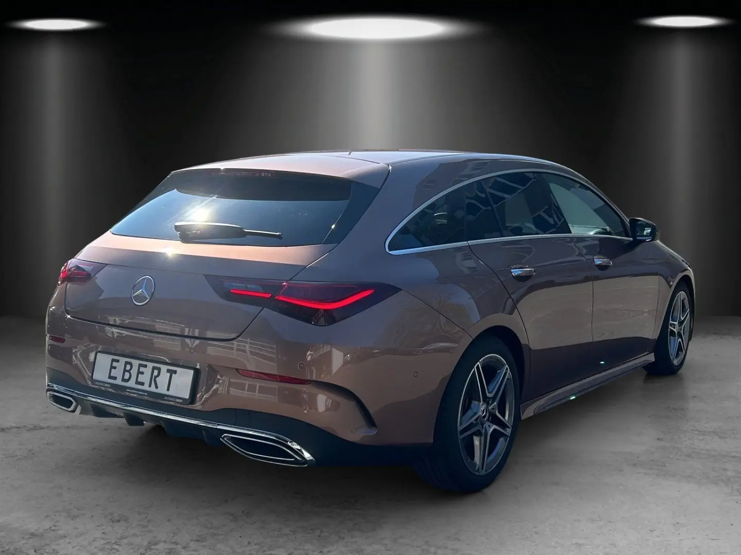 CLA200SB AMG Adv  DISTRO Pano AHK schw.Glas MLED