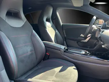 CLA200SB AMG Adv  DISTRO Pano AHK schw.Glas MLED