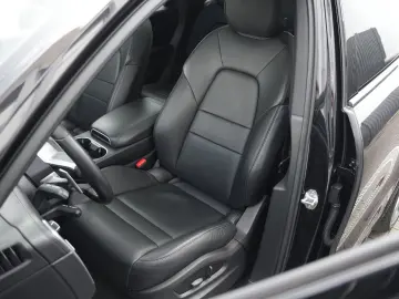 Cayenne E-Hybrid SPORTDESIGN-LUFTF-PANO-HUD-VOLL